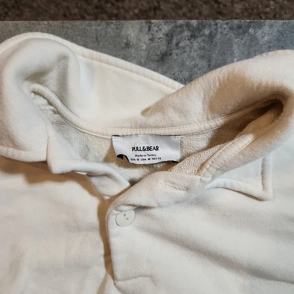 Pull and Bear cropped long sleeve - Picture 2 of 3